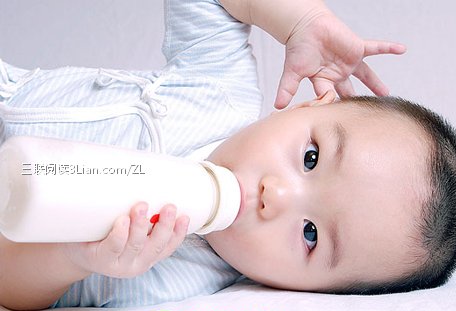 什么時(shí)候斷奶最好?哪些情況下不能給寶寶斷