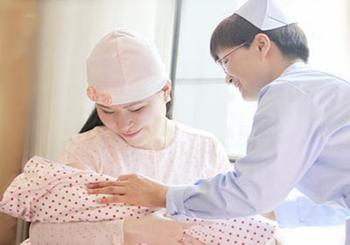 產(chǎn)后媽媽怎樣過個(gè)“清涼月子”