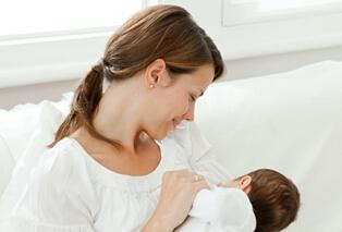 母乳喂養(yǎng)有助減肥